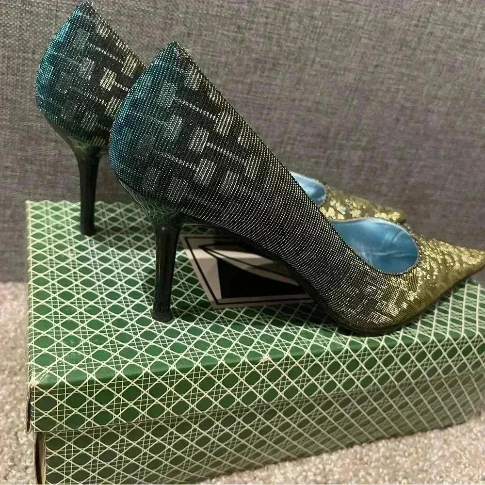 Black Iridescent Heels - Picture 5 of 7